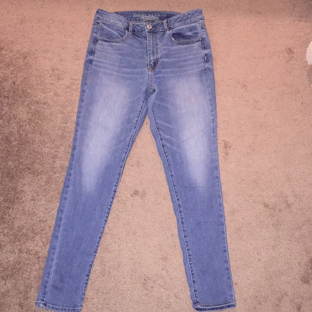 American Eagle High-Waisted Skinny Jeans